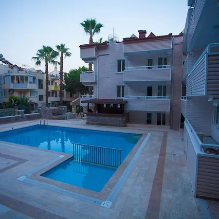 Mavi Daily Weekly Apartamento